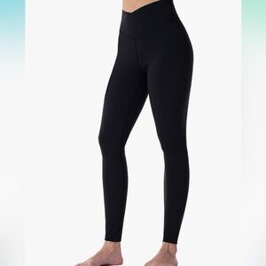 Sunzel V-Cross Waist Leggings - Black, Small